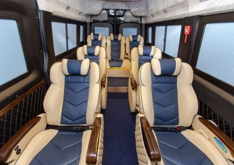 Solati Limousine 10 chỗ - Skybus Solati Special 3