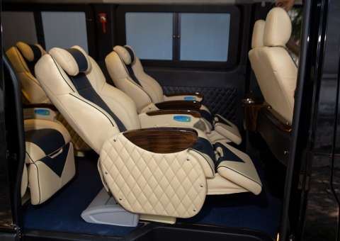 Solati Limousine 10 chỗ - Skybus Solati Special 7
