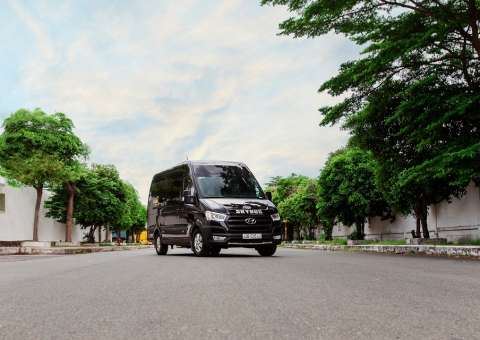 Solati Limousine 10 chỗ - Skybus Special 23